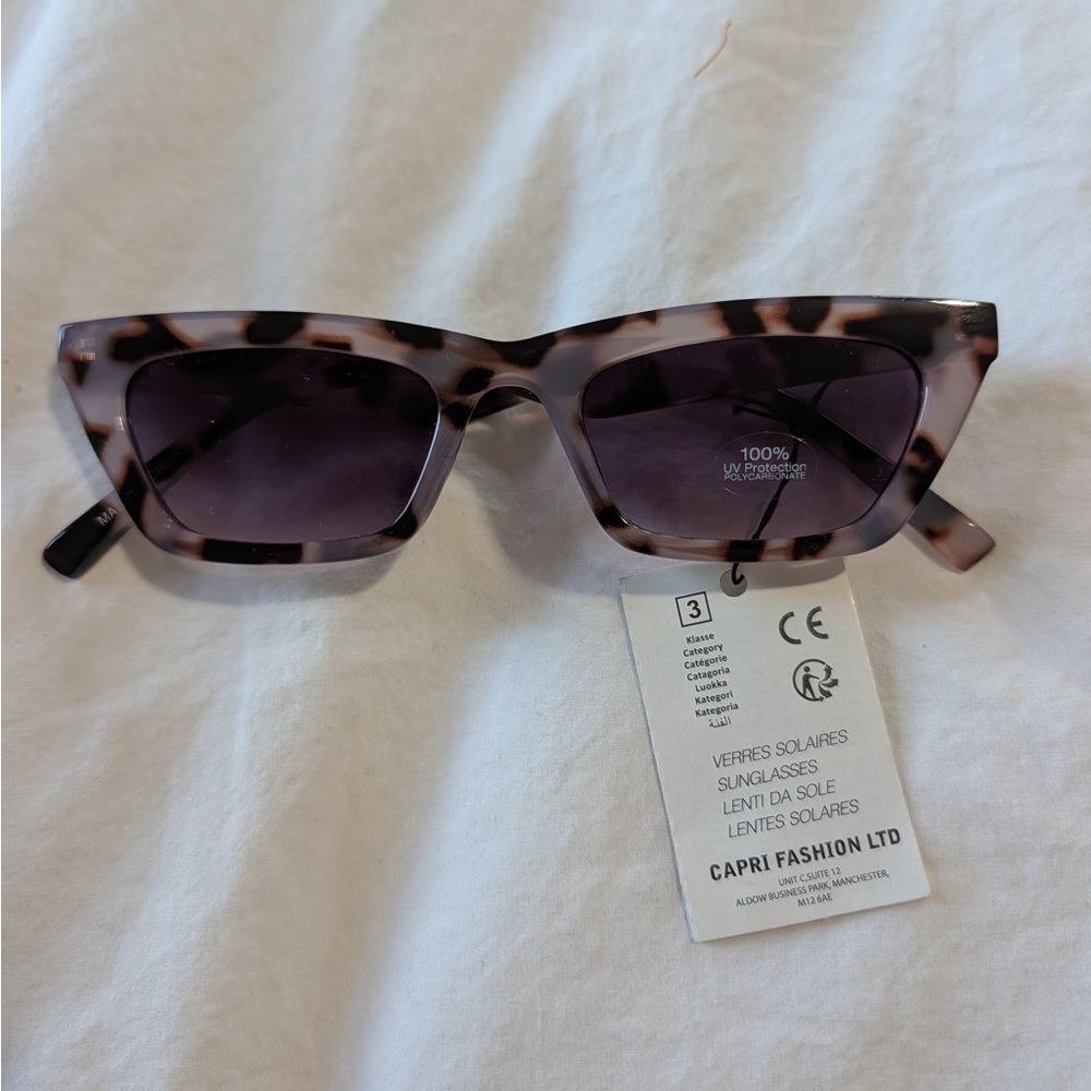 Tortoise Shell Cat-Eye Sunglasses